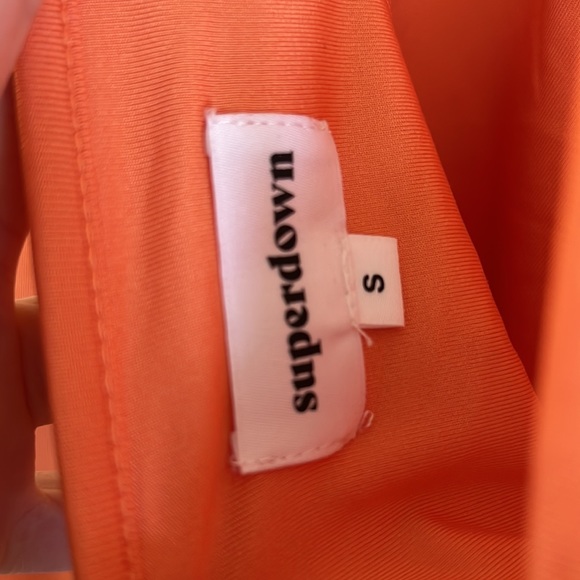 ❗️last call Superdown Taryn Asymmetric Bodysuit in Orange - Picture 11 of 11
